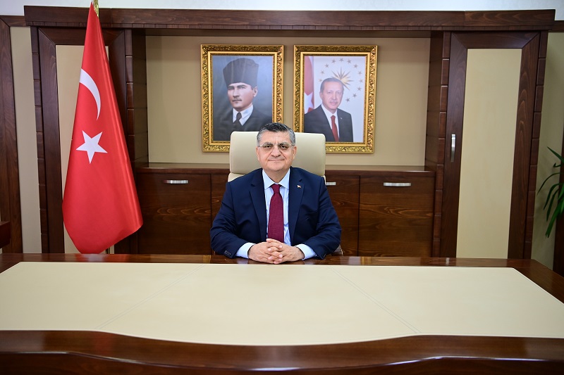 VALİMİZ SAYIN DR. MUSTAFA ÖZARSLAN'IN 2023-2024 EĞİTİM-ÖĞRETİM YILI AÇILIŞ MESAJI